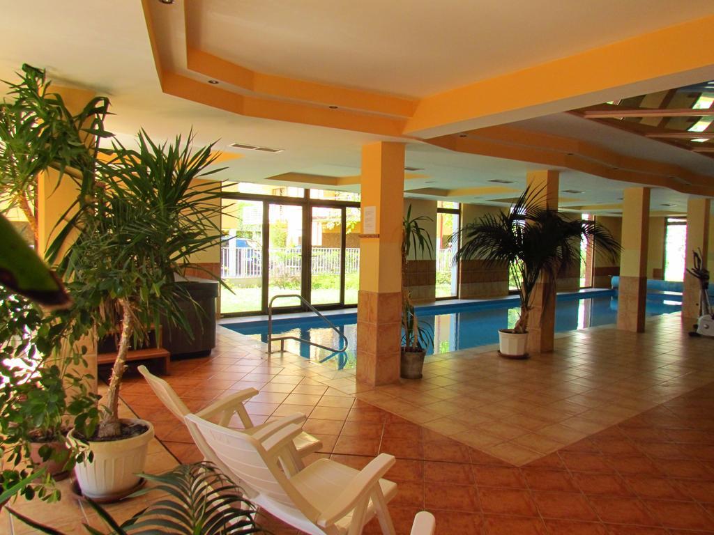Balaton Wellness Apartman Siofok Bilik gambar